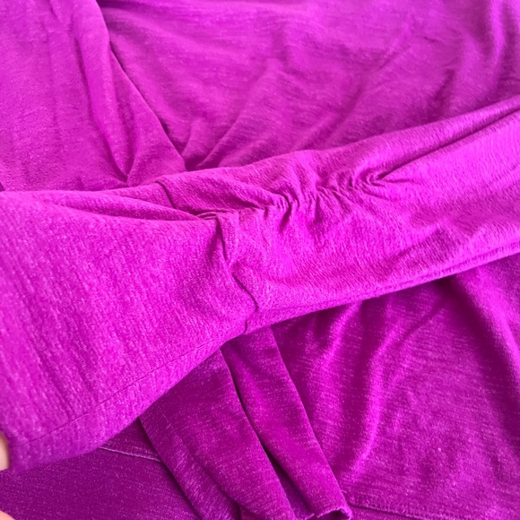 Athleta long sleeve shirt, size small, EUC - Picture 2 of 4